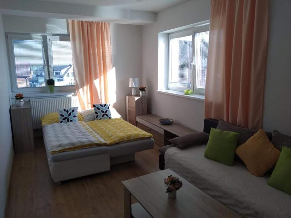 Apartman Naomi E12 Nová Lesná Eksteriør billede