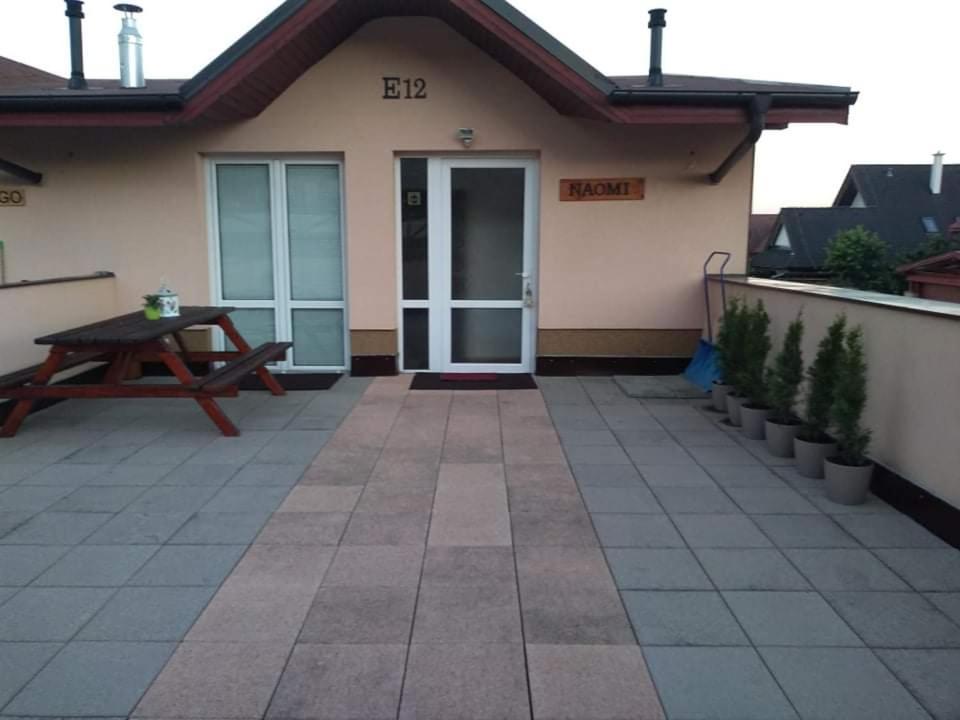Apartman Naomi E12 Nová Lesná Eksteriør billede